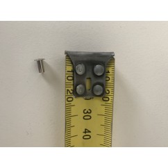 rivet small 05-7700  approx 500grams worth