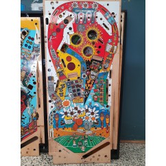 The Adventures of Rocky and Bullwinkle and Friends Playfield. (Data East)