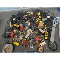 BULK  LOT OF PINBALL crap parts 